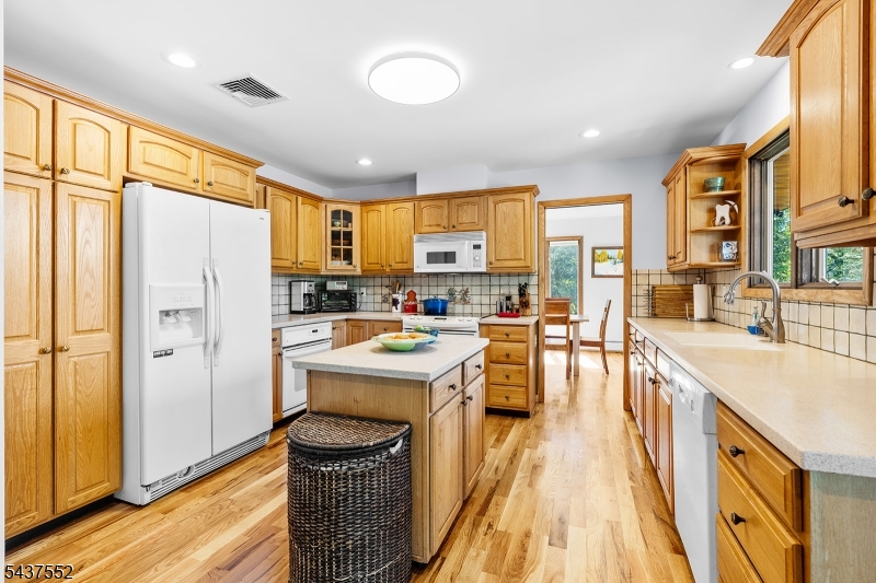 High Crest - Residential