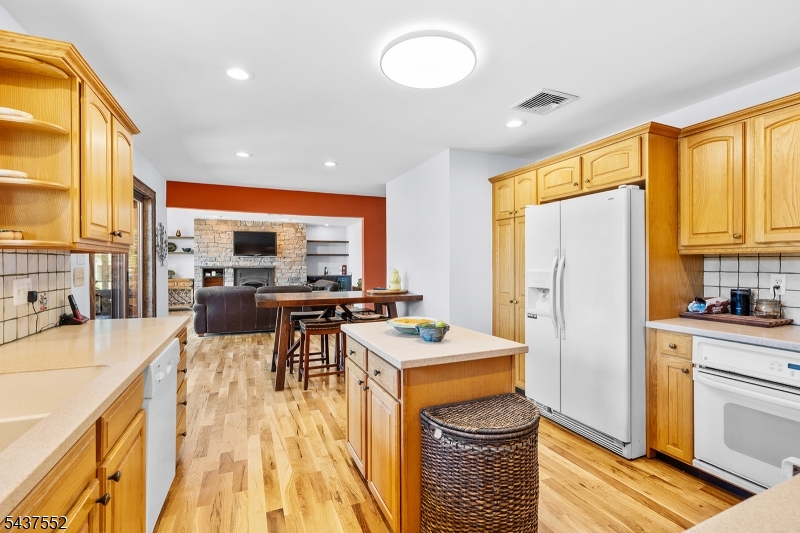 High Crest - Residential