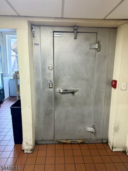 Spring Street - Commercial Lease
