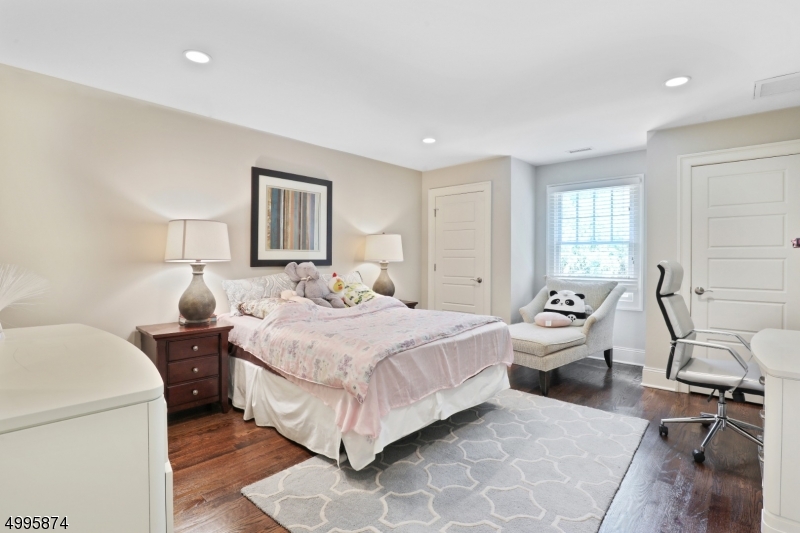 Hartshorn - Residential