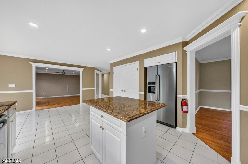 High Ridge - Residential