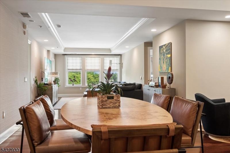 40 Park Place - Residential