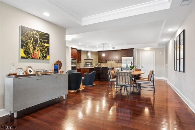 40 Park Place - Residential
