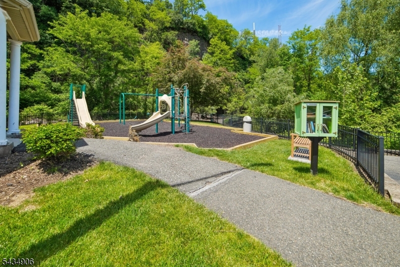 Crown View Villas - Residential