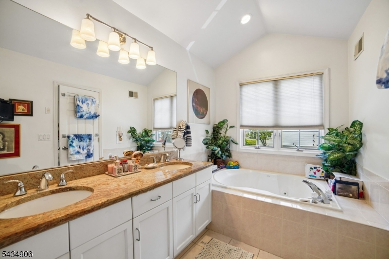 Crown View Villas - Residential