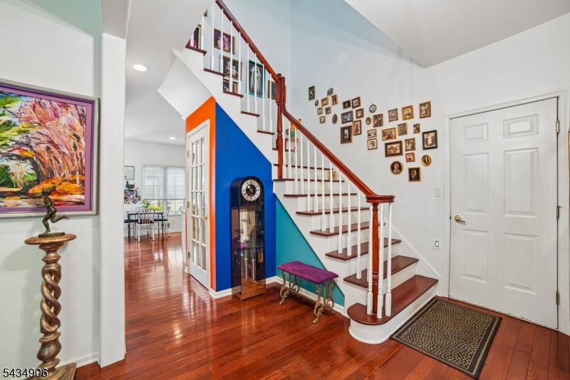 Crown View Villas - Residential