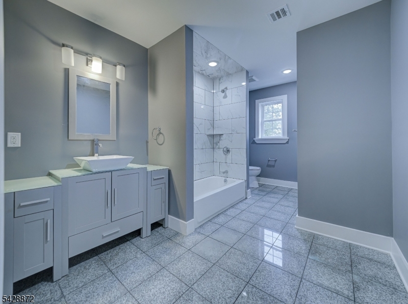 Edison - Residential Lease