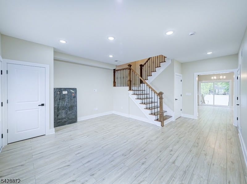 Edison - Residential Lease