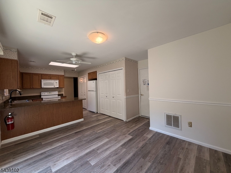 Whiting Station - Residential