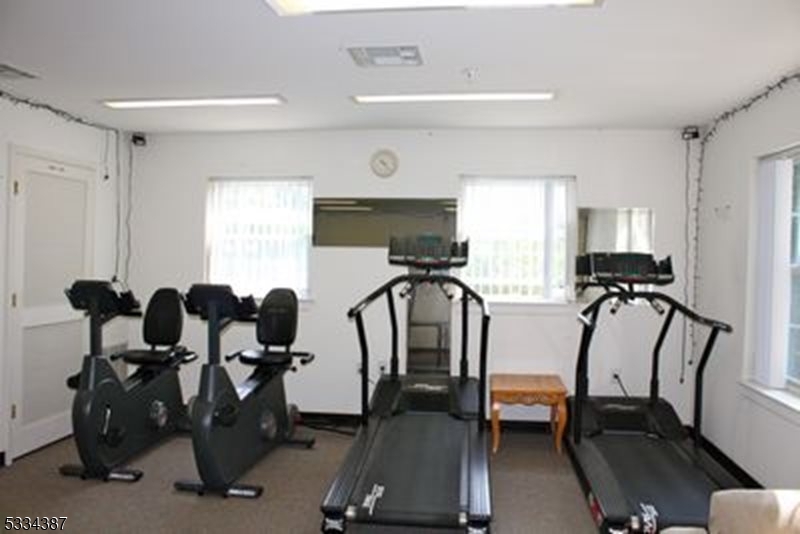 Vail Manor - Residential Lease