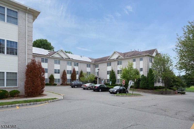 Vail Manor - Residential Lease