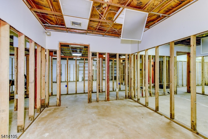 Hospital area - Commercial Sale
