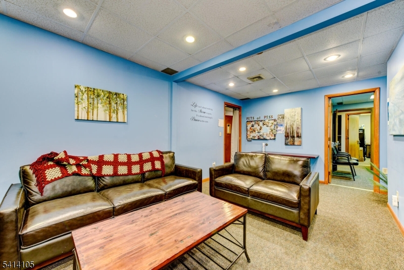 Hospital area - Commercial Sale
