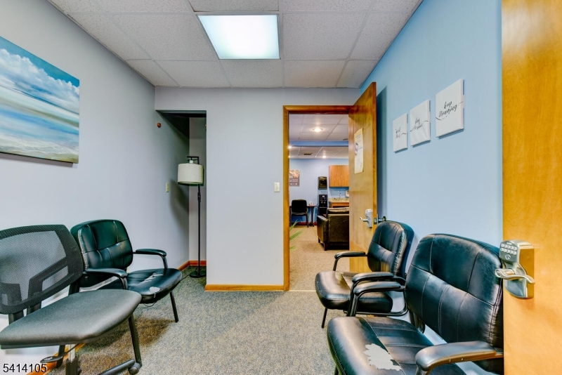 Hospital area - Commercial Sale