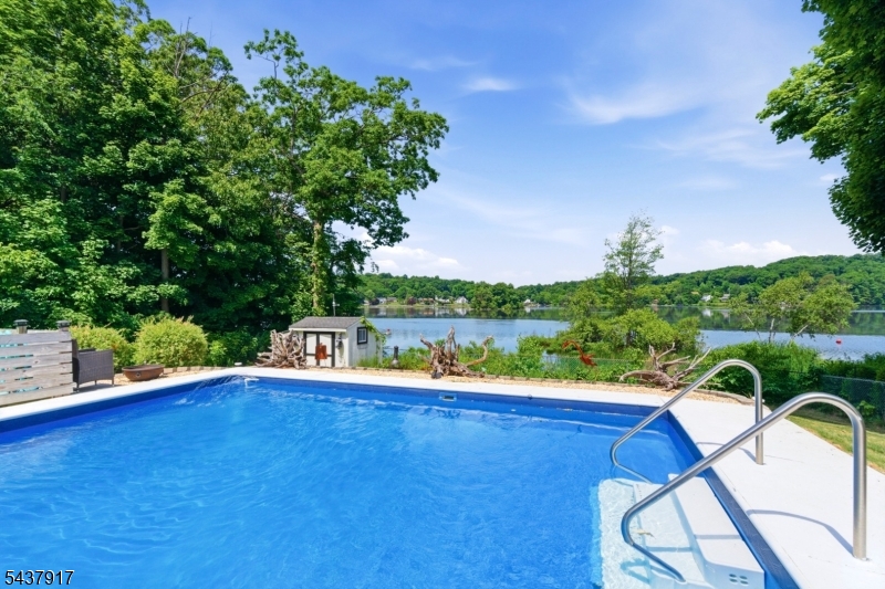 Lake - Residential