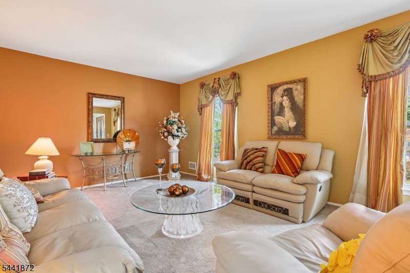 Woodland Hills - Residential