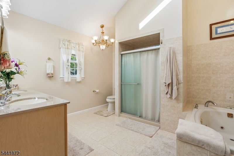 Woodland Hills - Residential