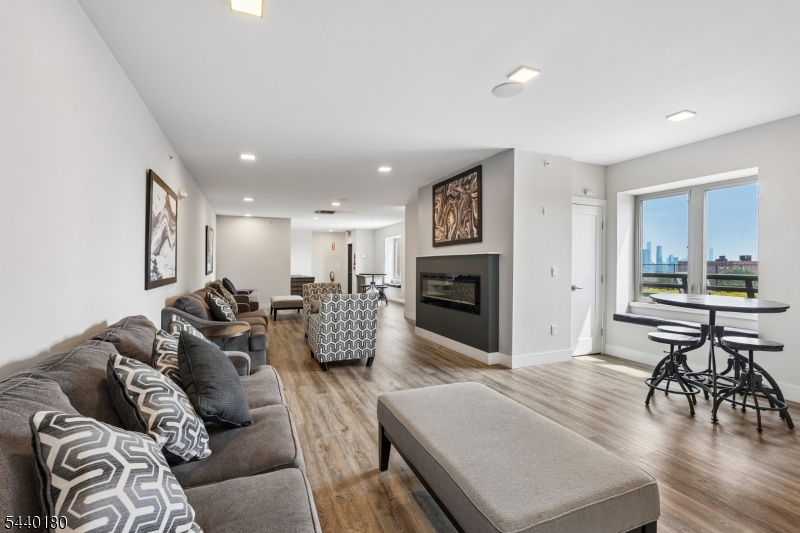 Green Roof Condominium - Residential