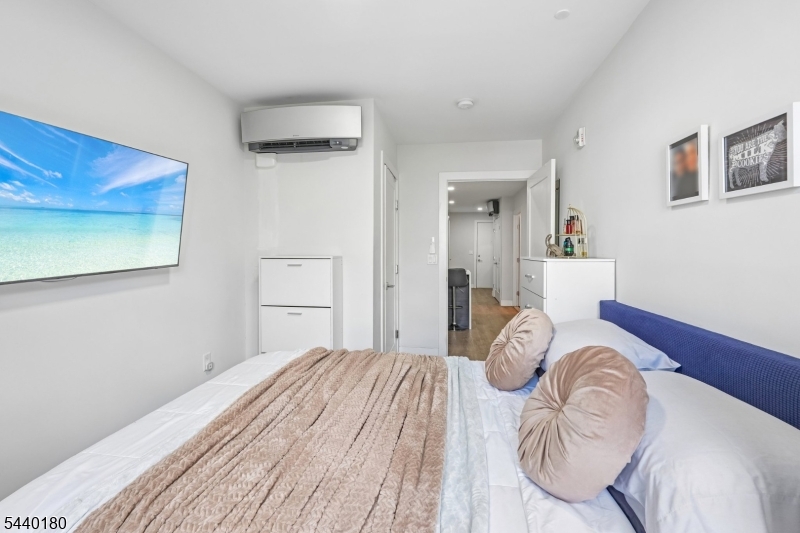 Green Roof Condominium - Residential