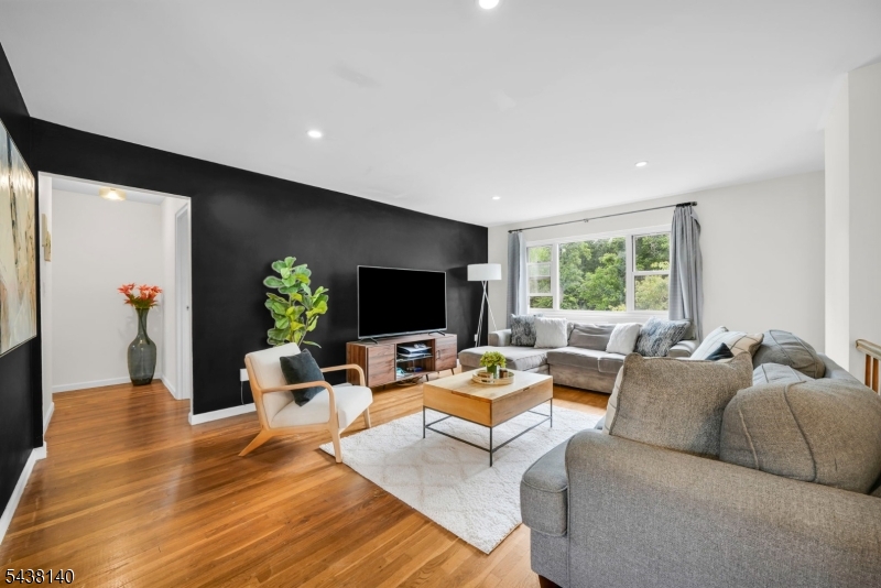 Crestmont Gardens - Residential