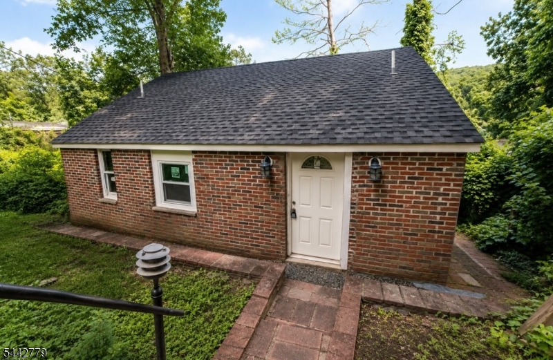 Summit Lake - Residential