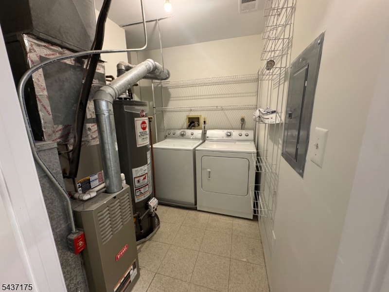Governor Pointe - Residential Lease