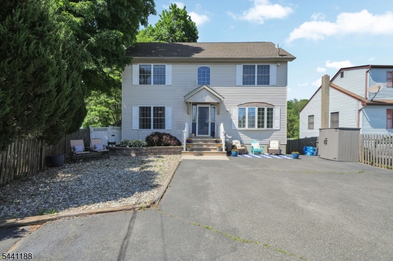 Brights Cove/Lake Hopatcong - Residential