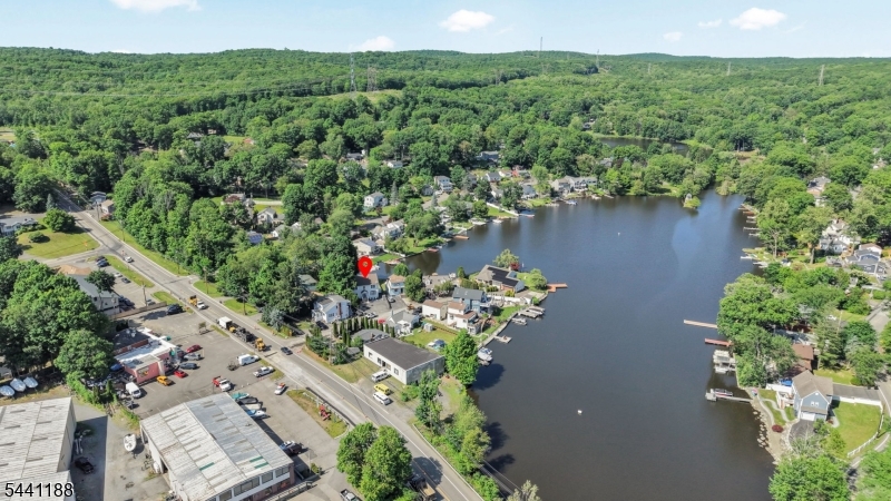 Brights Cove/Lake Hopatcong - Residential