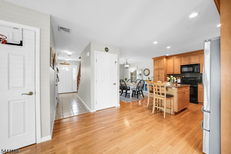 Brights Cove/Lake Hopatcong - Residential