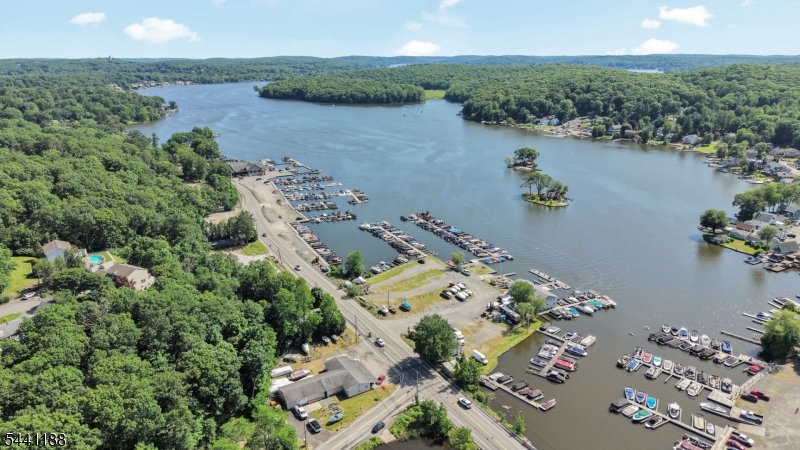 Brights Cove/Lake Hopatcong - Residential