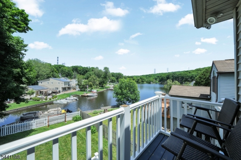 Brights Cove/Lake Hopatcong - Residential