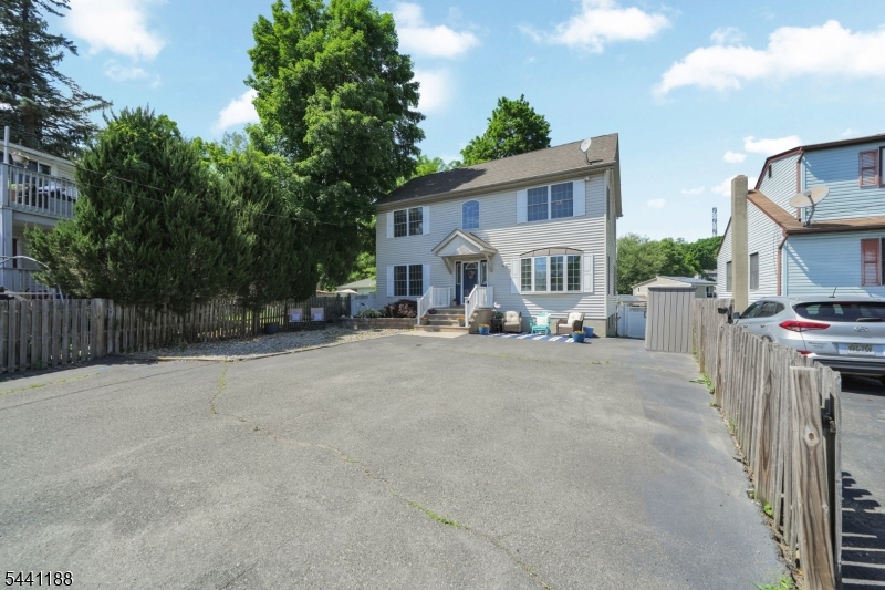 Brights Cove/Lake Hopatcong - Residential