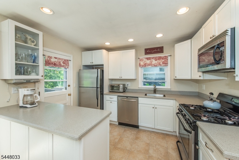 Skyline Lakes - Residential