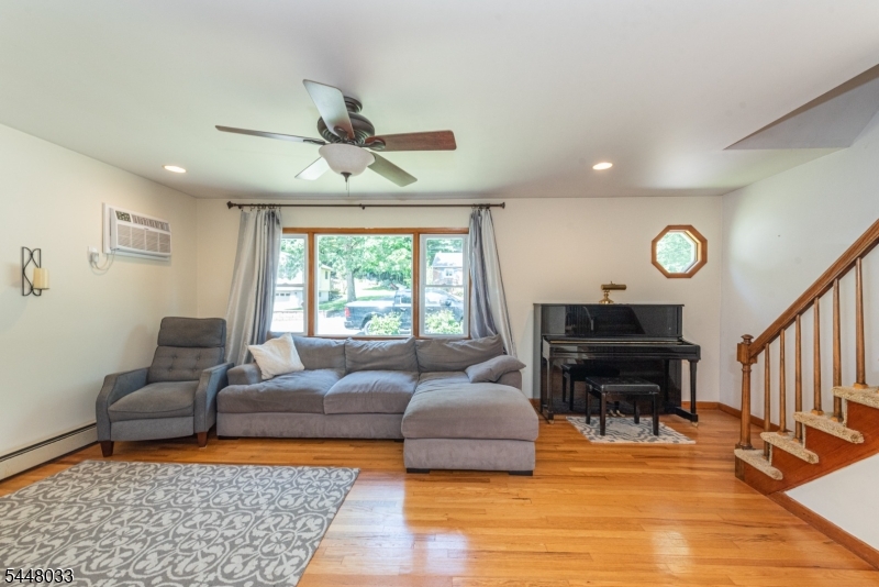 Skyline Lakes - Residential