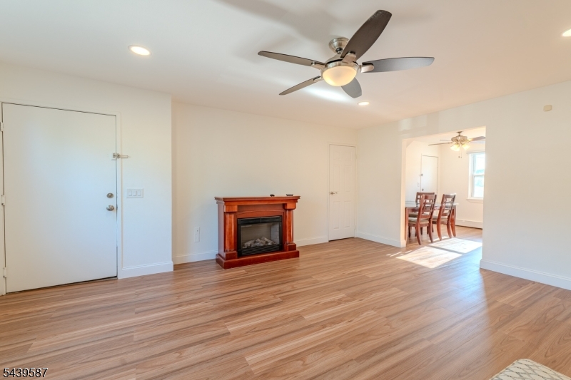 Riverview Houses - Residential
