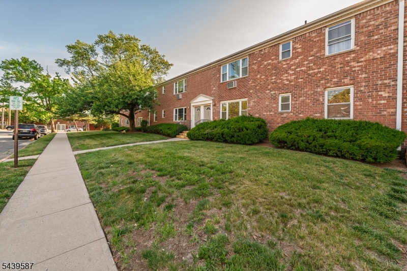 Riverview Houses - Residential