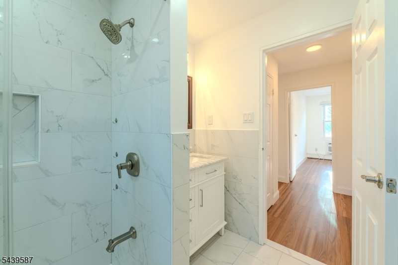 Riverview Houses - Residential