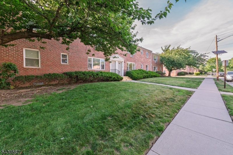 Riverview Houses - Residential