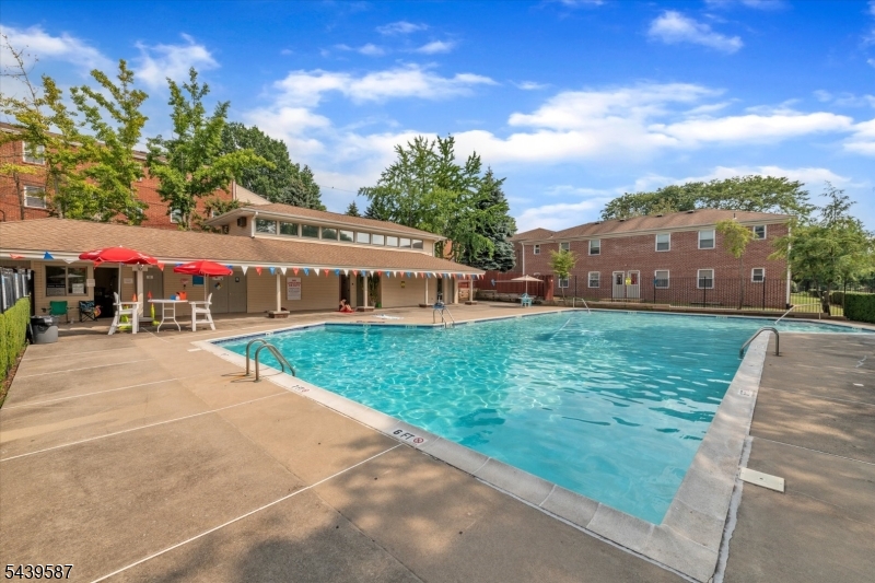 Riverview Houses - Residential