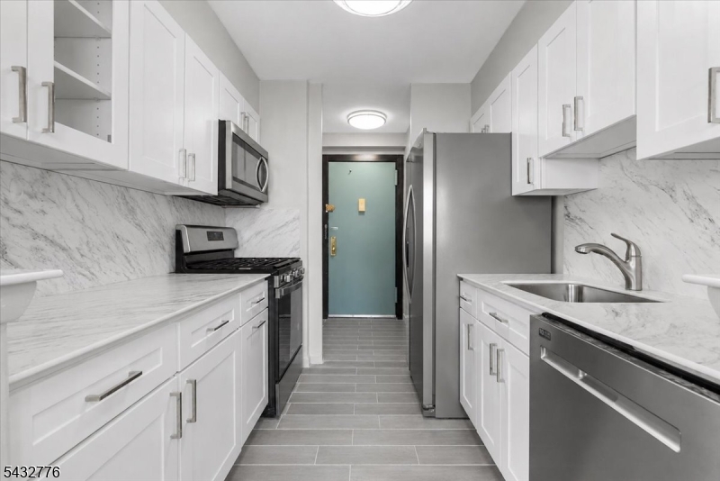 JF Kennedy - Residential