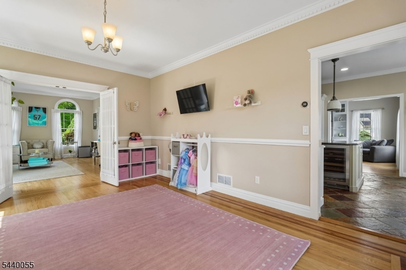 Ironia - Residential