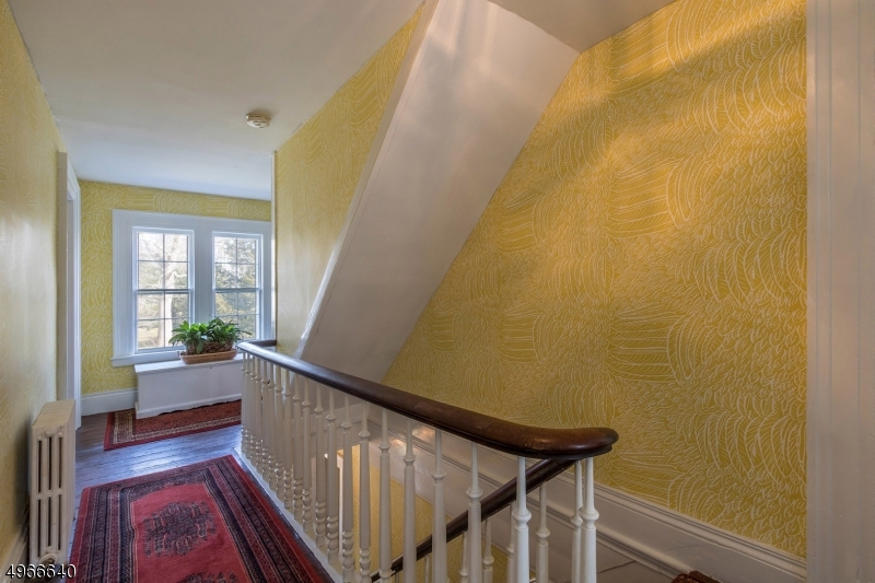 POTTERSVILLE - Residential