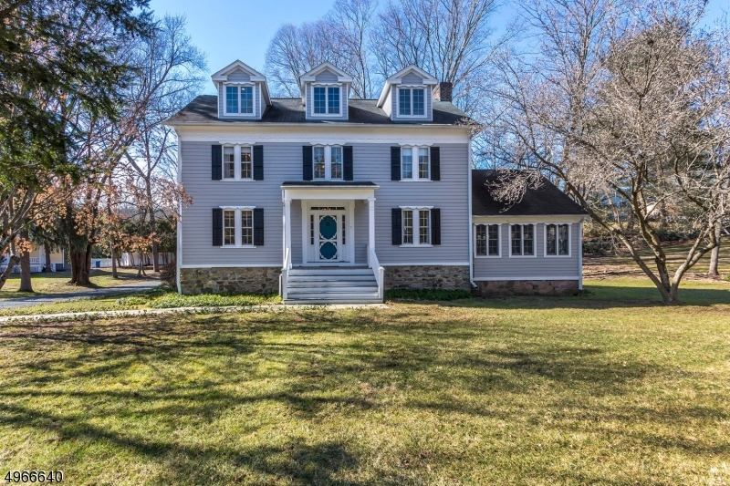 POTTERSVILLE - Residential