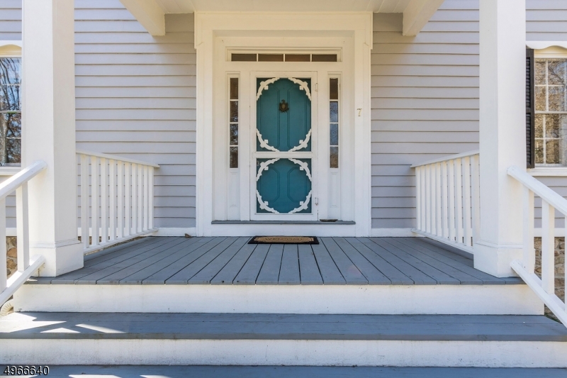 POTTERSVILLE - Residential