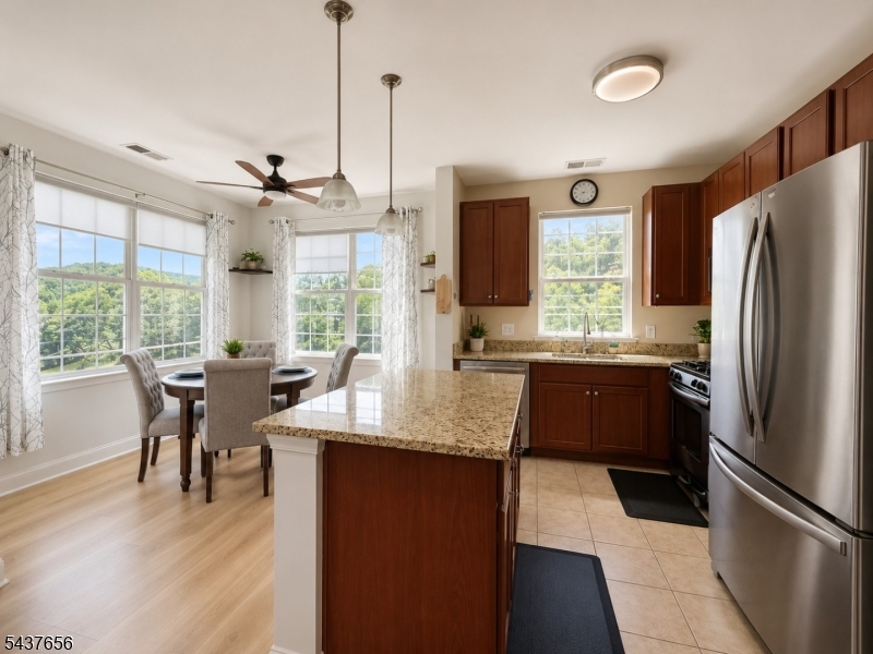 The Grande at Riverdale - Residential