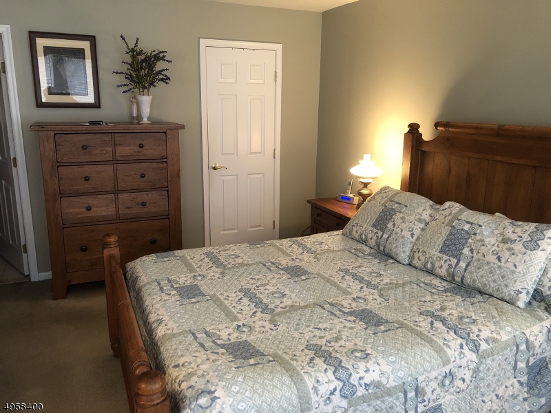 FOREST HILL - Residential