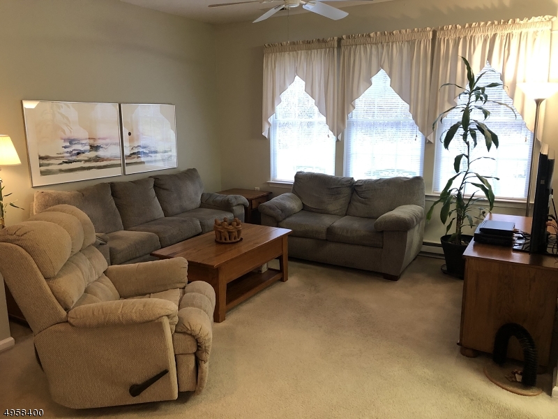 FOREST HILL - Residential