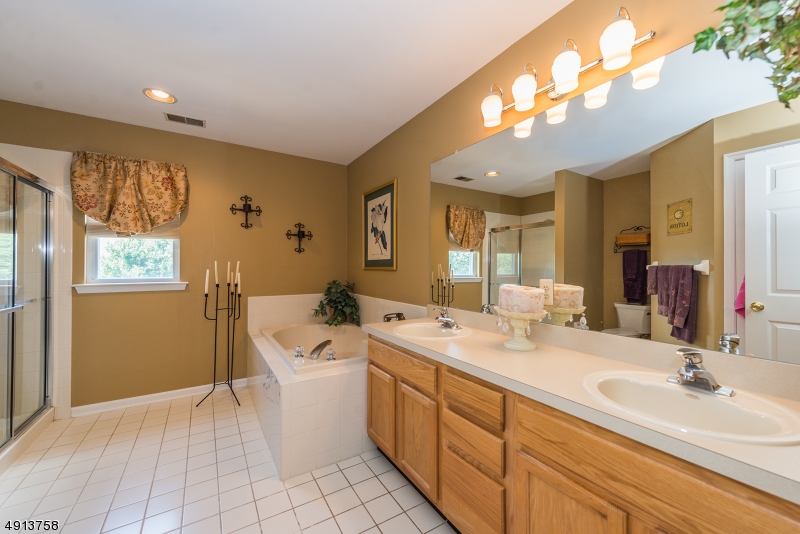 Brittany Hills - Residential