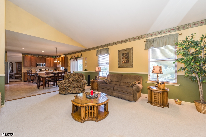 Brittany Hills - Residential