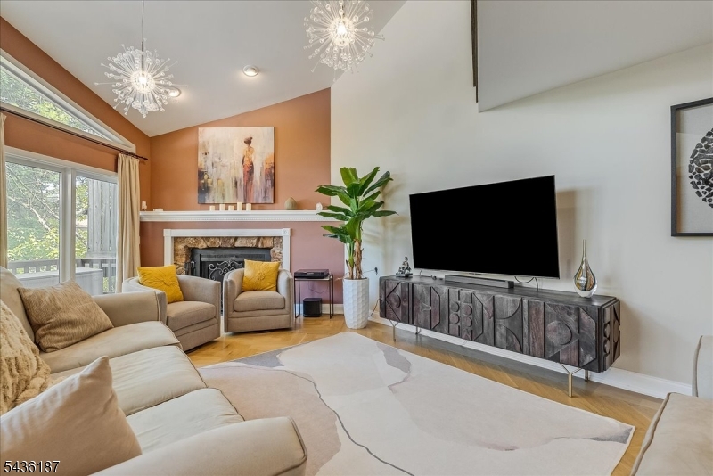 Stonegate at Watchung - Residential